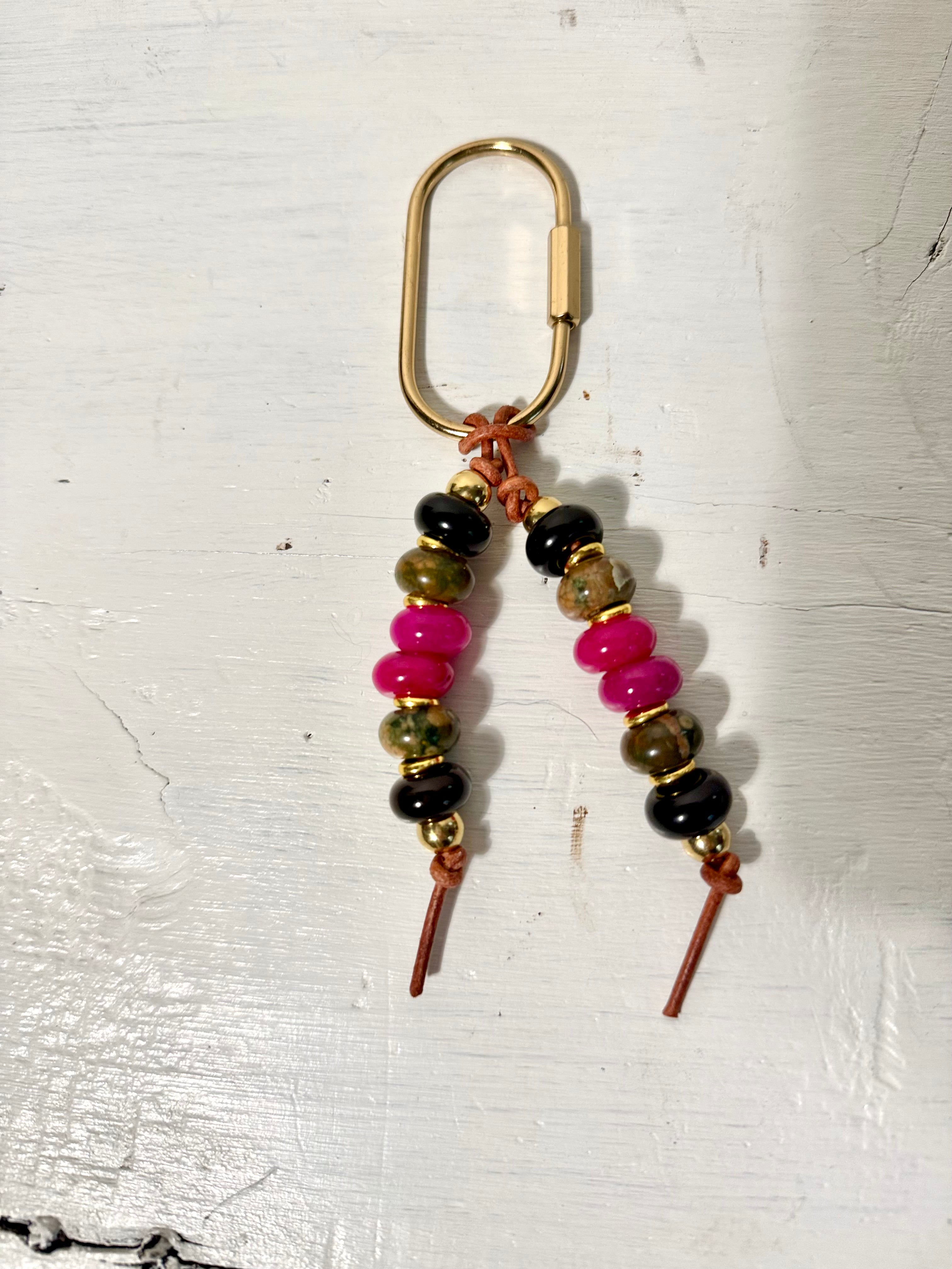 The MYSTI bag charm stone keychain