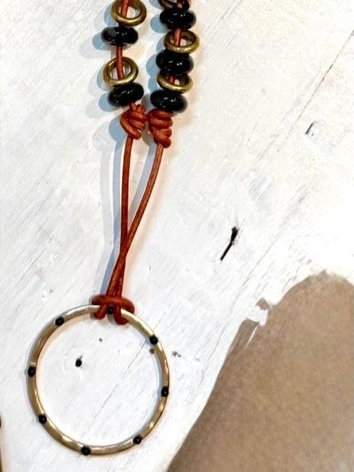 The Ring Leather & Metal Eyewear Holder Necklace