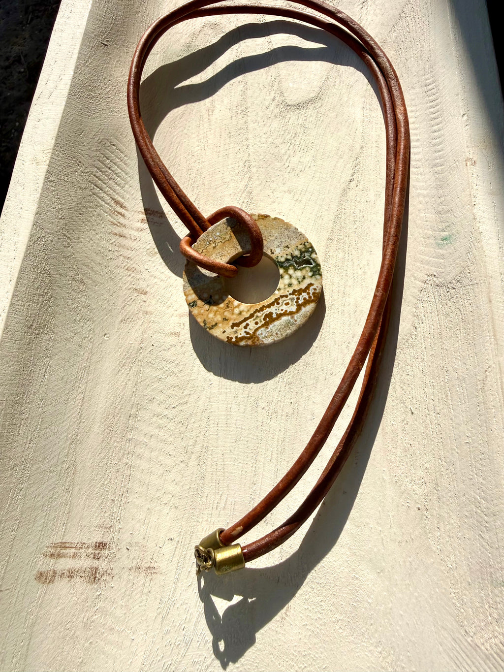 The Loop Natural Stone Cabochon eyewear Necklace Leather